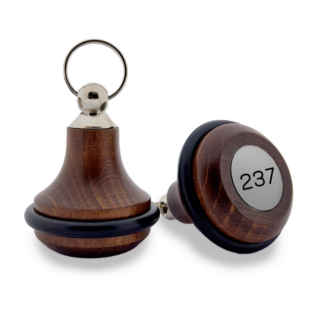 Llavero para hotel Belly Wood oscuro 65 x 38 mm - Por unidad