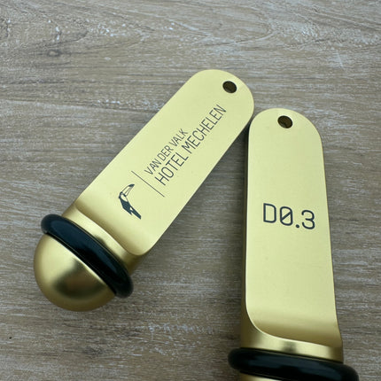 Llavero para hotel Big Classic personalizable Dorado - Por unidad
