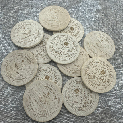 Fichas de madera grabadas personalizadas Ø37 mm - 100 unidades