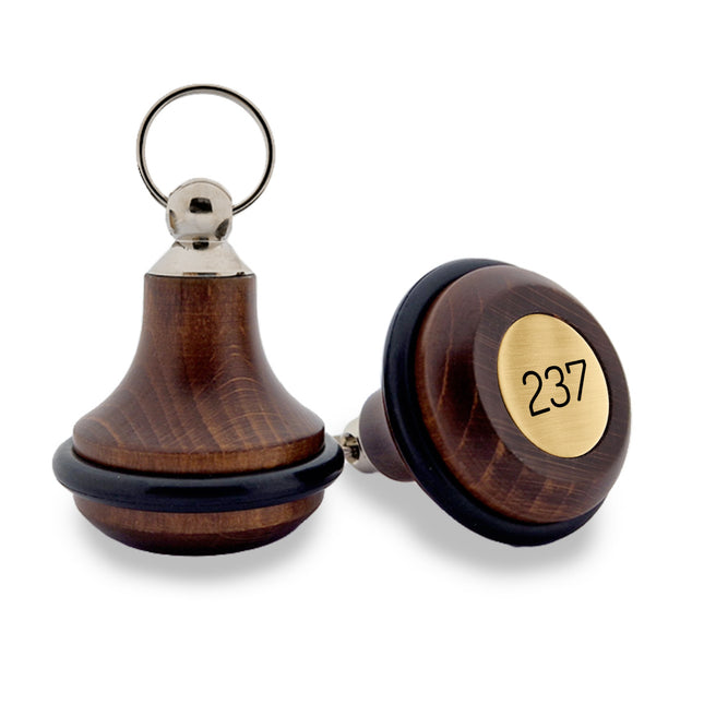 Llavero para hotel Belly Wood oscuro 65 x 38 mm - Por unidad